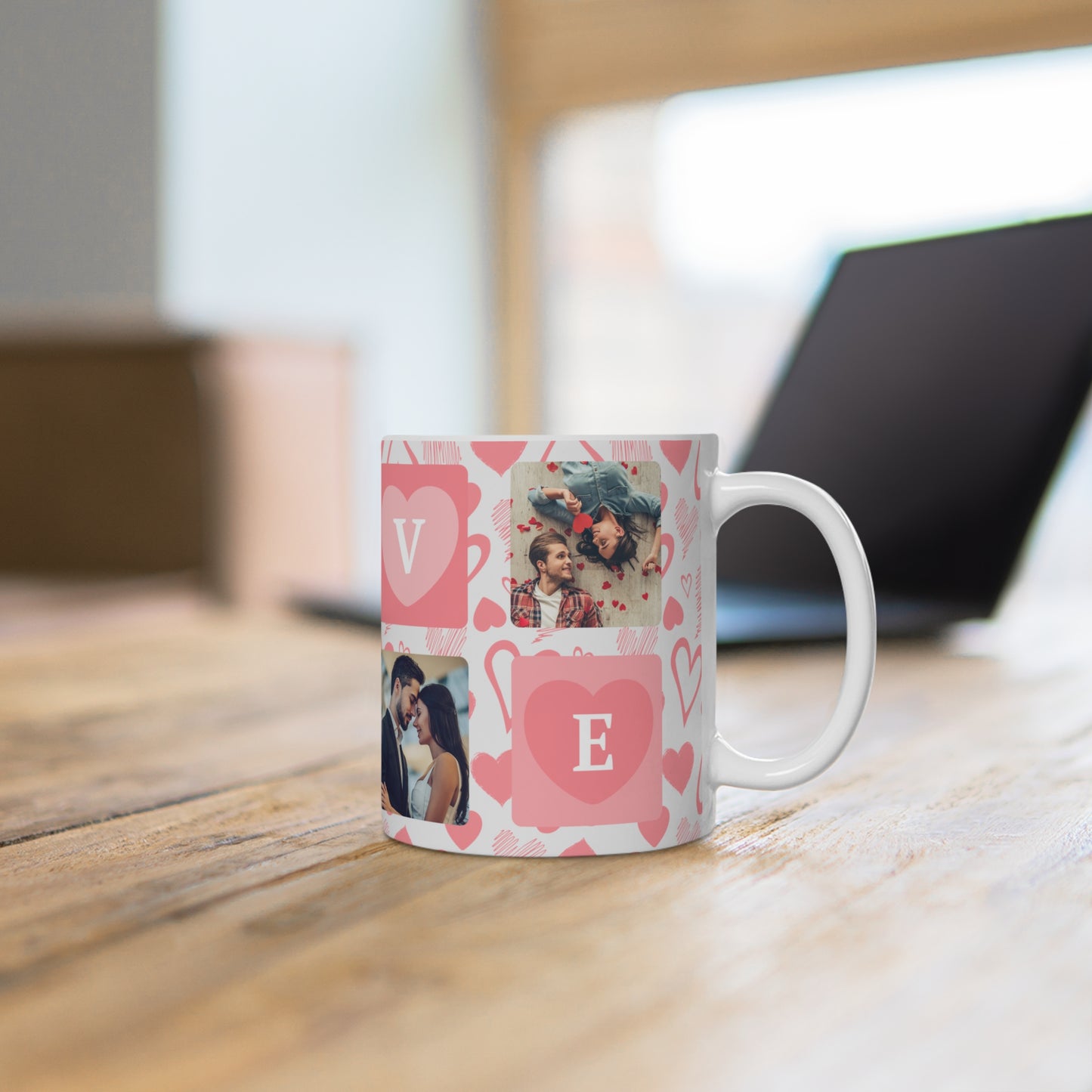 Personalisierbare Fototasse mit 4 Fotoplätzen – Das perfekte Geschenk für den Valentinstag!